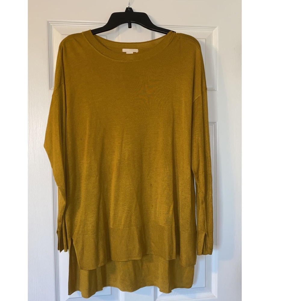 Chic Mustard Yellow Sweater!